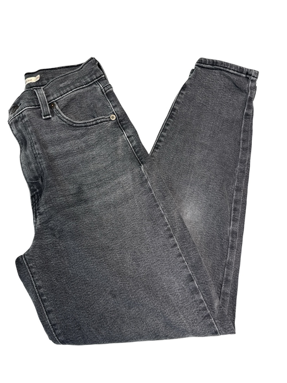 Levi’s High Wasited Mom Jeans in Charcoal Gray Size 26